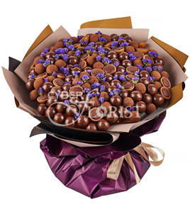 edible arrangement of chocolate